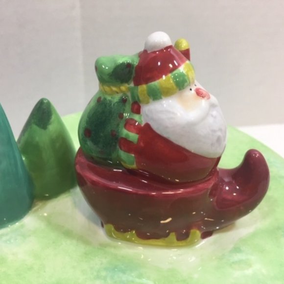 Oneida Santa Christmas Two Piece Ceramic Bowl w/Handles - Picture 3 of 10